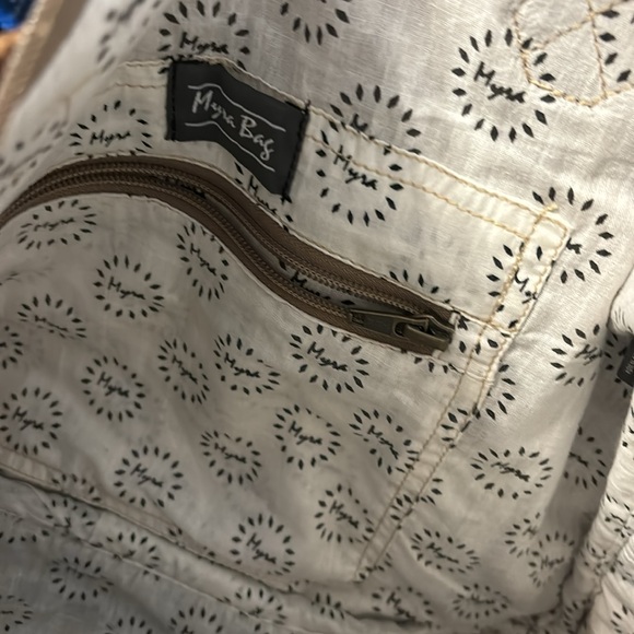 Myra Bag tote bag with shoulder and crossbody straps - Picture 6 of 8